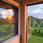 Bergblick 170qm Nur 5 Min Zum Chiemsee 度假居